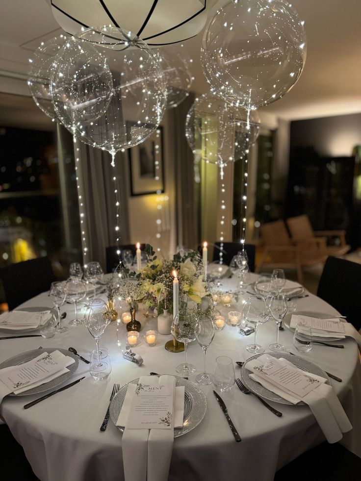 LED Graduation Balloons / Celebrate Your Big Achievement