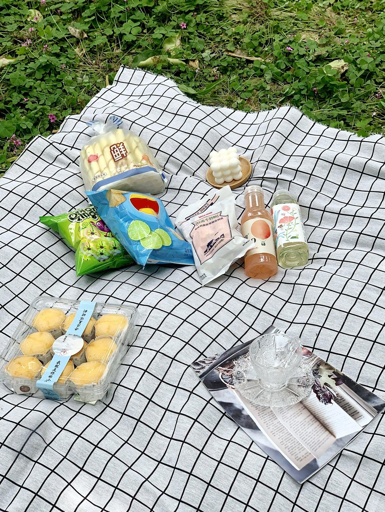 Windowpane Print Quick-Drying Outdoor Picnic Mat - Lasercutwraps Shop
