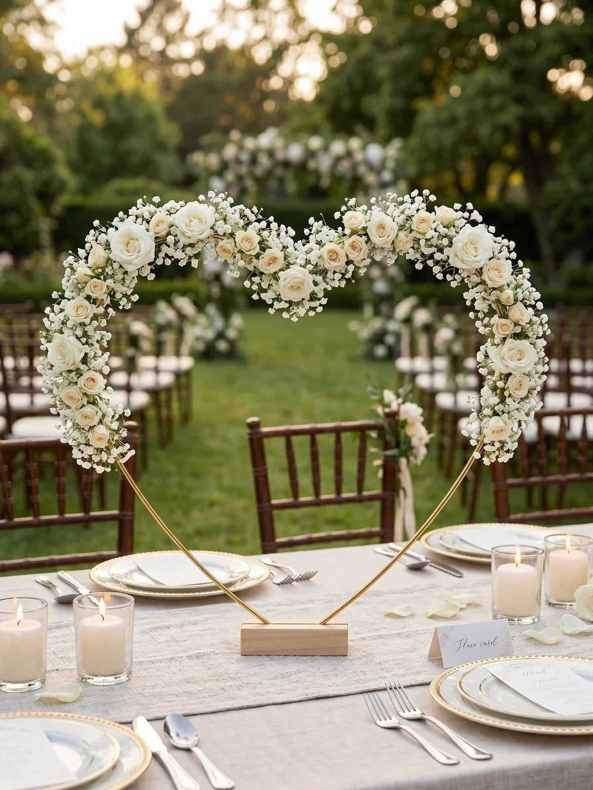 4-Piece Metal Heart Wreath with Wooden Base Gold Floral Display Stand