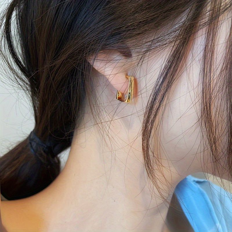 Chic And Minimalist Earrings for Women with a Unique Style, Versatile And Fashionable