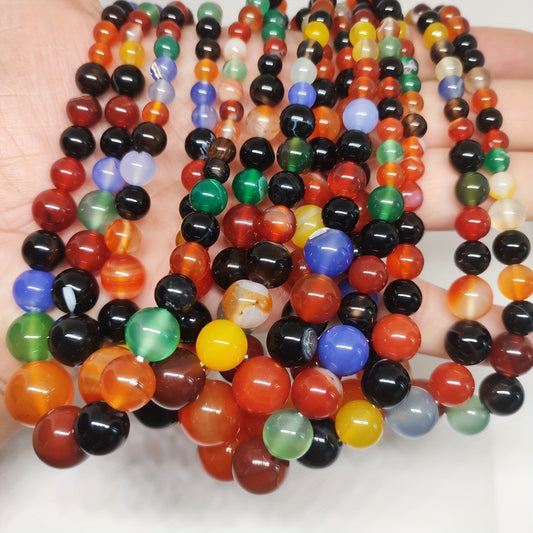 Graduated Necklace Made of a Mix of India Agate Stone Beads