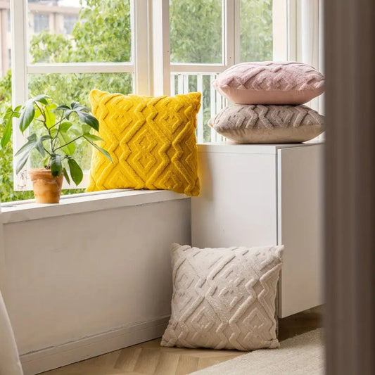 Fuzzy Diamond Pattern Cushion Cover