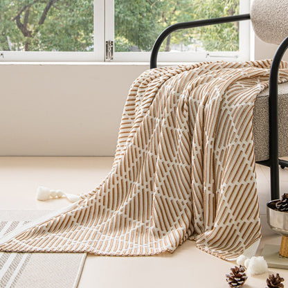 Monochrome Diamond Pattern Throw Blanket