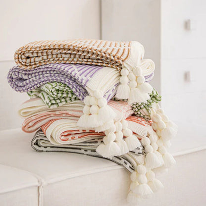 Monochrome Diamond Pattern Throw Blanket