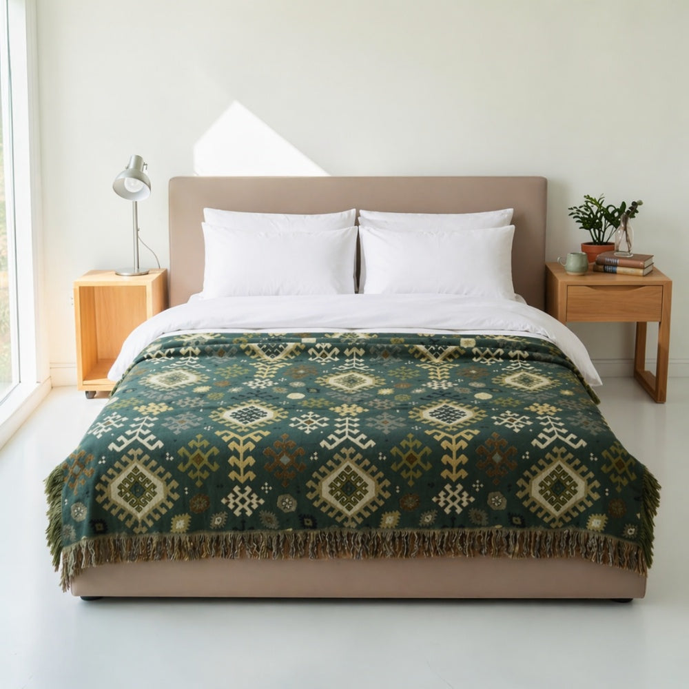 Tribal-Inspired Soft Geometric Fringe Cotton Blanket