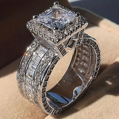 Elegant Square Cut Zirconia Engagement Ring with Sparkling Cubic Zirconia