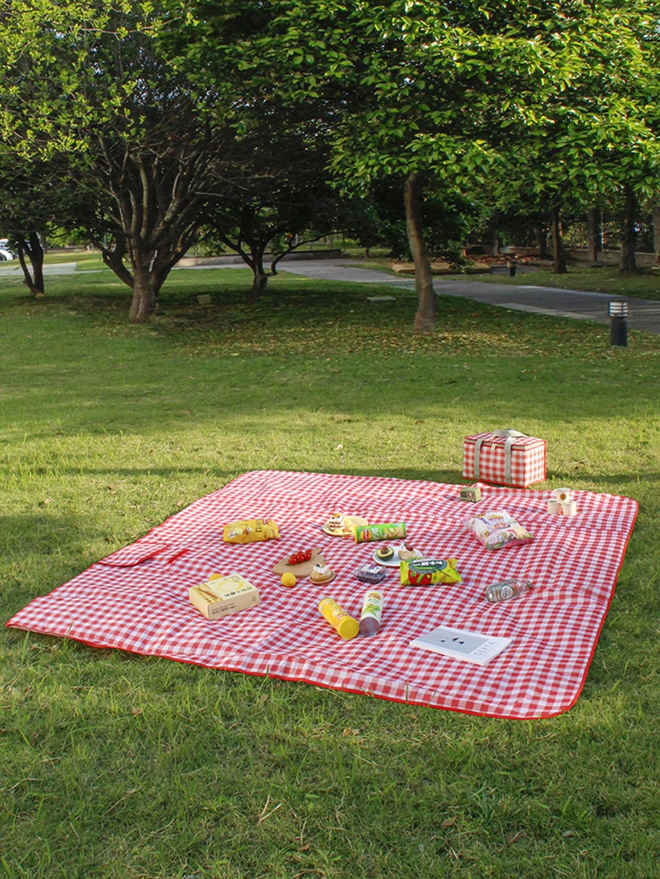 Gingham Print Outdoor Waterproof Picnic Mat - Lasercutwraps Shop