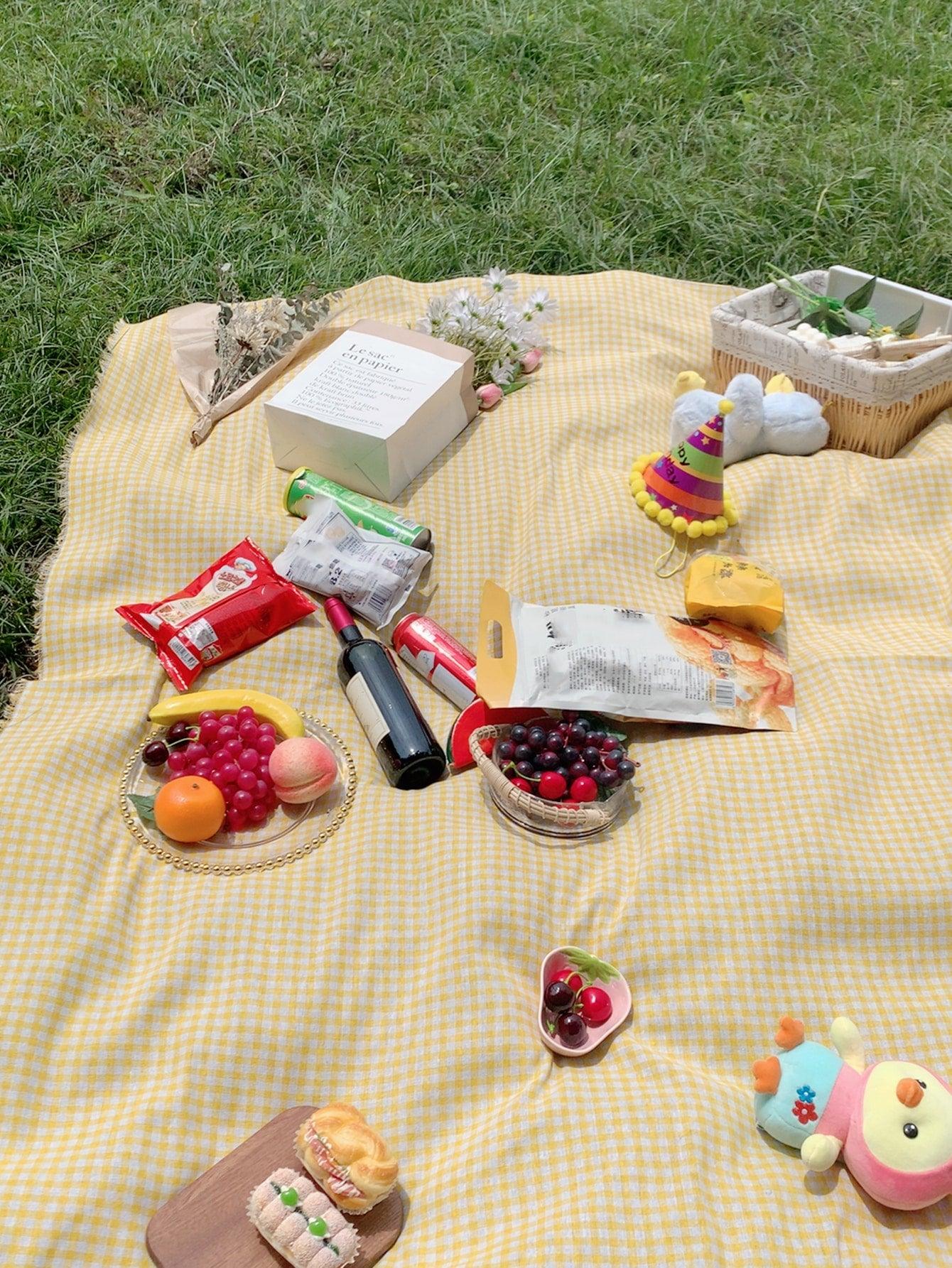 Gingham Print Raw Trim Outdoor Quick-Drying Picnic Mat - Lasercutwraps Shop