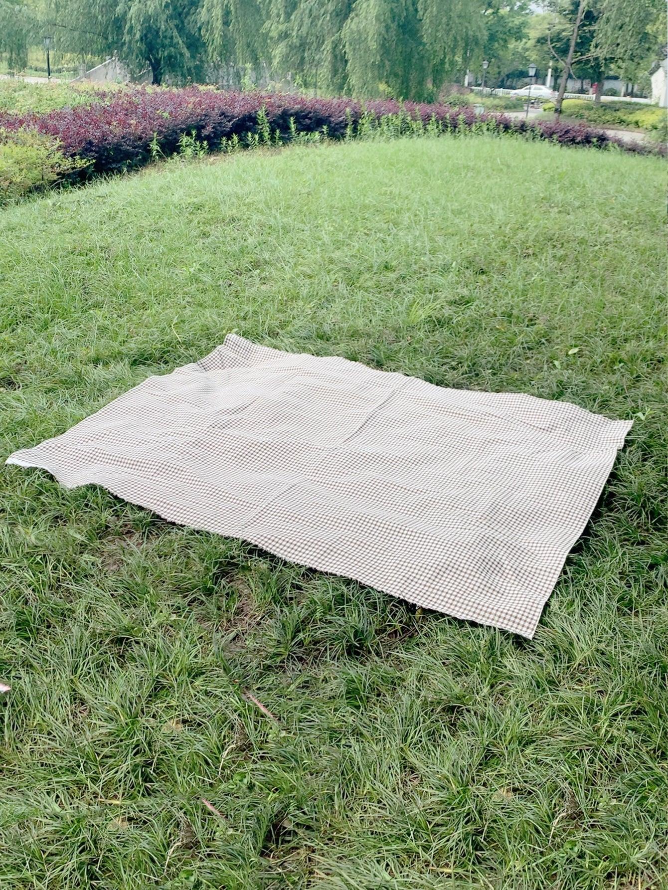 Gingham Print Raw Trim Outdoor Quick-Drying Picnic Mat - Lasercutwraps Shop